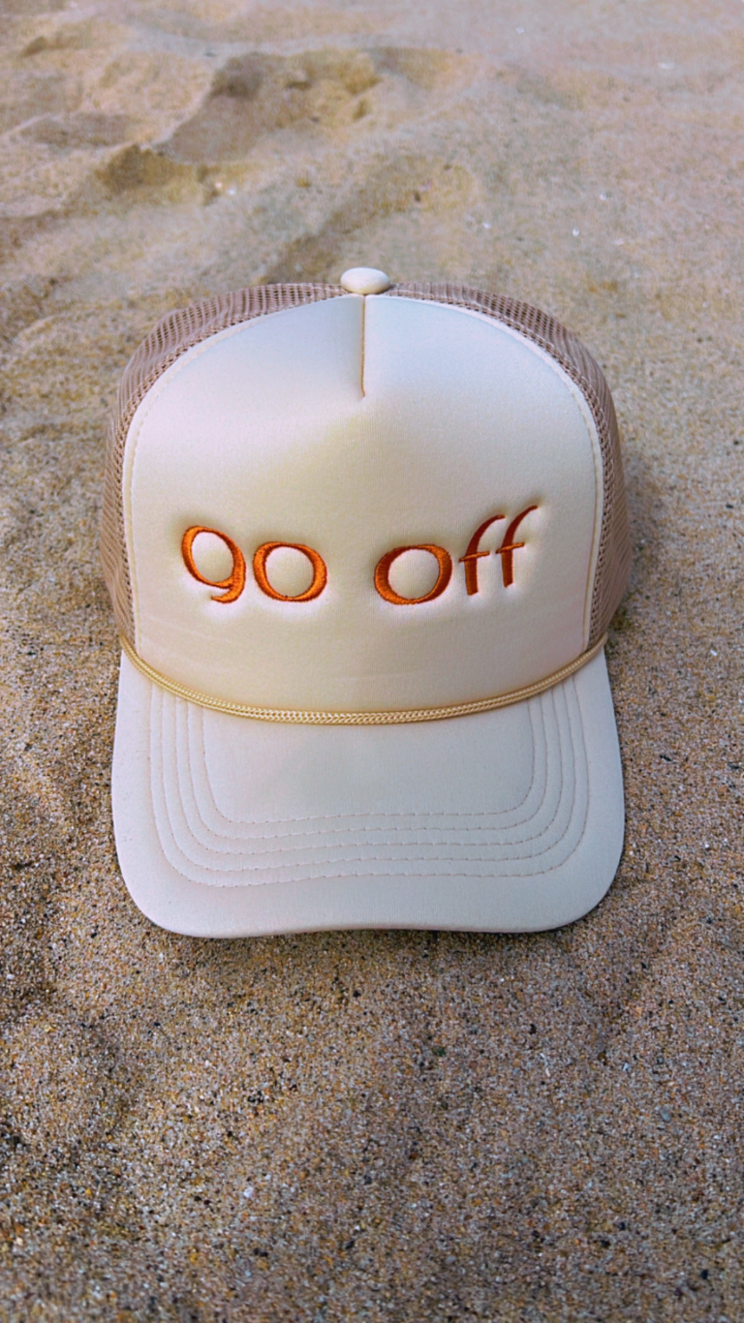 GO OFF LOGO TRUCKER HAT-NUDE/BRONZE