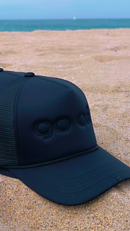GO OFF LOGO TRUCKER HAT