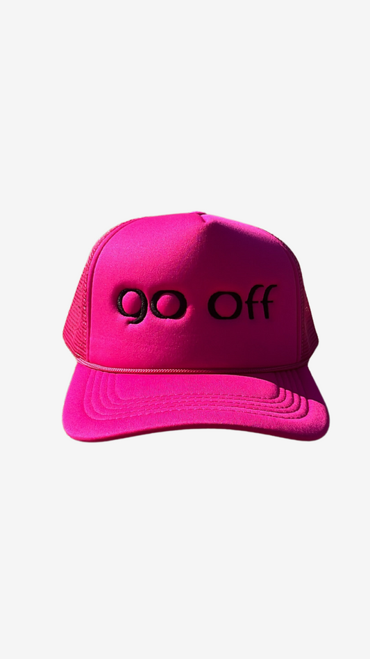 GO OFF LOGO TRUCKER HAT- PINK